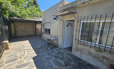 VENTA Casa de 3 ambientes Del Viso - Jardín