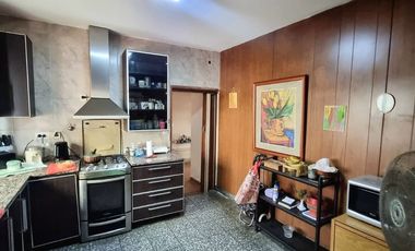 VENTA CASA 5 AMBIENTES EN SAN ANDRÉS APTA CRÉDITO