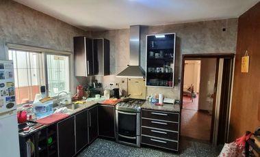 VENTA CASA 5 AMBIENTES EN SAN ANDRÉS APTA CRÉDITO