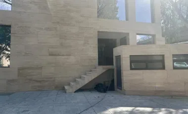 Edificio en renta en Altavista, Álvaro Obregón, Ciudad de México