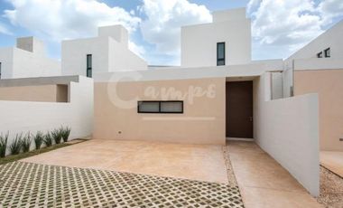 Casa de 2 pisos, 3 recamaras en privada en Conkal Yucatan  Entrega inmediata