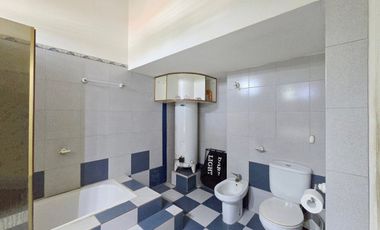 VENTA CASA LOCAL PASO DEL REY 3 AMBIENTES  CREDITO