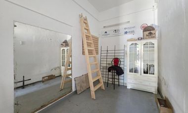 VENTA CASA LOCAL PASO DEL REY 3 AMBIENTES  CREDITO