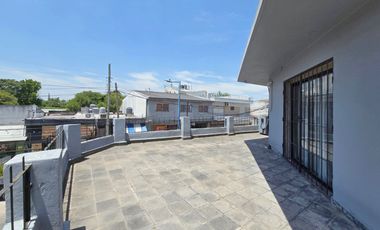 VENTA CASA LOCAL PASO DEL REY 3 AMBIENTES  CREDITO