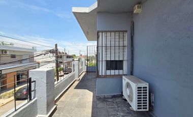 VENTA CASA LOCAL PASO DEL REY 3 AMBIENTES  CREDITO