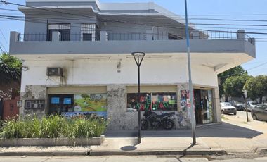 VENTA CASA LOCAL PASO DEL REY 3 AMBIENTES  CREDITO