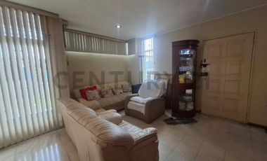 Departamento PB en venta en Miraflores- Karig