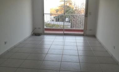 DEPTO 2 AMB.  EN SAN FERNANDO  PTE. PERON 700