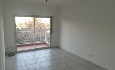 DEPTO 2 AMB.  EN SAN FERNANDO  PTE. PERON 700