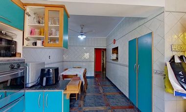 VENTA CASA 6 AMB V.DOMINICO CON PATIO Y GARAJE