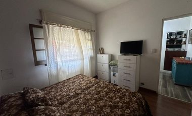CASA EN VENTA 3 AMBIENTES EN MUNRO! OPORTUNIDAD!