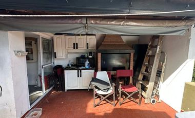 CASA EN VENTA 3 AMBIENTES EN MUNRO! OPORTUNIDAD!