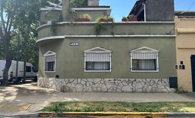 CASA EN VENTA 3 AMBIENTES EN MUNRO! OPORTUNIDAD!