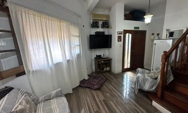 CASA EN VENTA 3 AMBIENTES EN MUNRO! OPORTUNIDAD!
