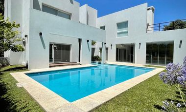 CASA 6 AMBIENTES EN VENTA, COUNTRY SOFITEL, LA RESERVA CARDALES