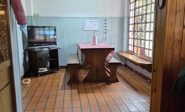 Casa 3 ambientes terreno de 370 m2 a media Cuadra Plaz