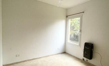 CASA 4 AMBIENTES EN VENTA, BARRIO SANTA BRIGIDA, LOS CARDALES