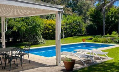 CASA 4 AMBIENTES EN VENTA, COUNTRY CLUB LOS CARDALES