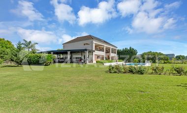 Casa en venta de 4 dormitorios en Haras Santa María, Escobar