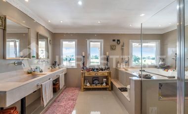 Casa en venta de 4 dormitorios en Haras Santa María, Escobar