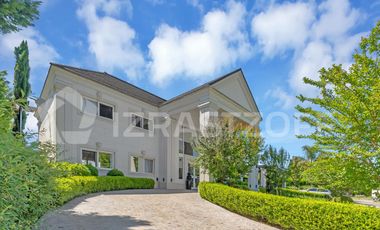 Casa en venta de 4 dormitorios en Haras Santa María, Escobar