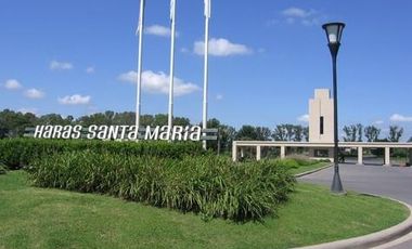 Casa en venta de 4 dormitorios en Haras Santa María, Escobar