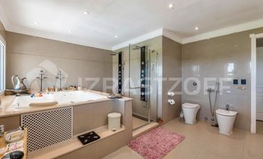 Casa en venta de 4 dormitorios en Haras Santa María, Escobar