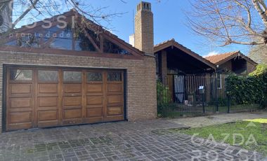 Casa en venta en Adrogue