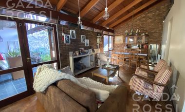 Casa en venta en Adrogue