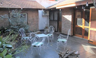 Casa en venta en Adrogue