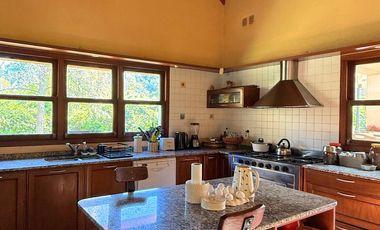 CASA 4 AMBIENTES EN VENTA, BARRIO SAN JORGE, LOS CARDALES