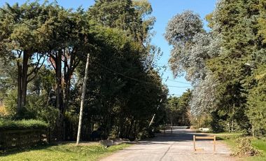 CASA 4 AMBIENTES EN VENTA, BARRIO SAN JORGE, LOS CARDALES