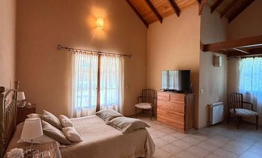 CASA 4 AMBIENTES EN VENTA, BARRIO SAN JORGE, LOS CARDALES