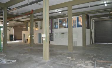 Establecimiento Industrial de 1100 m2 cub. - VENDIDO
