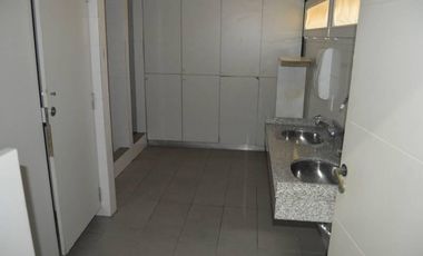 Establecimiento Industrial de 1100 m2 cub. - VENDIDO