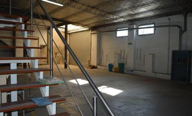 Establecimiento Industrial de 1100 m2 cub. - VENDIDO