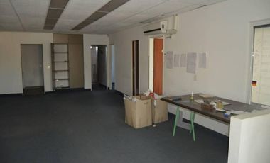 Establecimiento Industrial de 1100 m2 cub. - VENDIDO