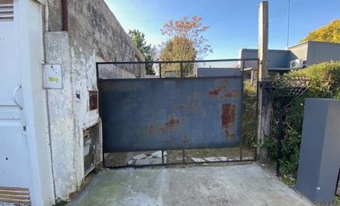 PH EN VENTA EN VILLA ELISA LA PLATA 2 DORMITORIOS