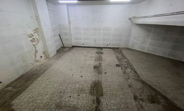 Local en Alquiler en Santa Fe y Ayacucho