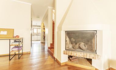 VENTA CASA 5 AMB 270 M2 DOBLE COCHERA REMEDIOS DE ESCALADA LANUS