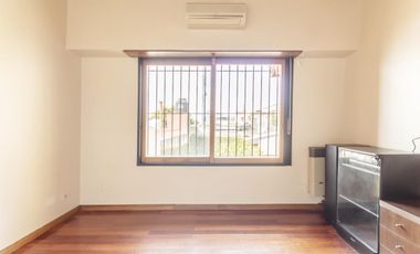 VENTA CASA 5 AMB 270 M2 DOBLE COCHERA REMEDIOS DE ESCALADA LANUS