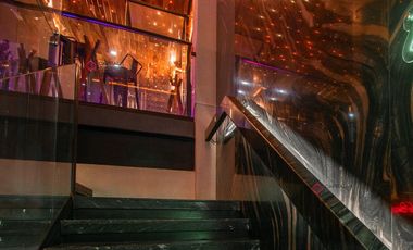 Edificio Para Restaurante de Lujo con Elevador En Andador  de Tlaquepaque