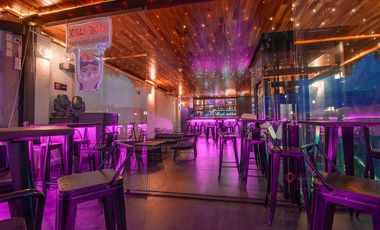 Edificio Para Restaurante de Lujo con Elevador En Andador  de Tlaquepaque