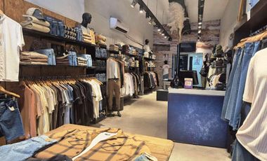 LOCAL EN FOCO COMERCIAL 4.30 x 40