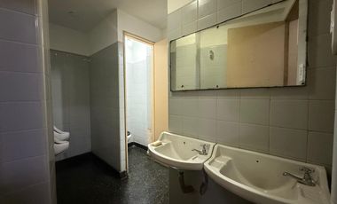 Oficina a la venta en avellaneda centro