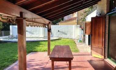 Venta Casa 3 ambientes - De Vicenzo Chico / Pilar