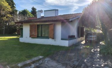 Venta Casa 3 ambientes - De Vicenzo Chico / Pilar