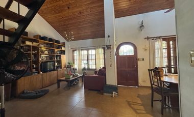 Casa en Fisherton con jardín y pileta