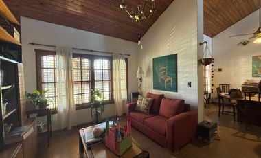 Casa en Fisherton con jardín y pileta