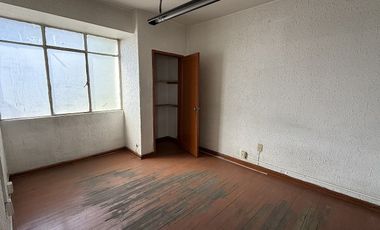 Venta Oficina en Av. Revolución